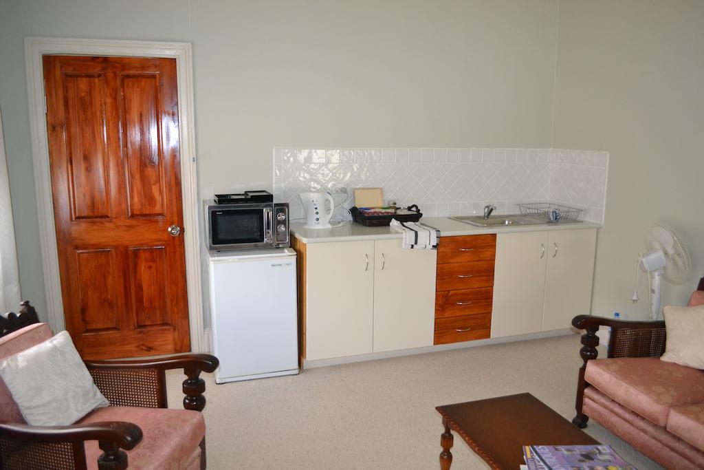 Bed and Breakfast Stoke House Carcoar Экстерьер фото