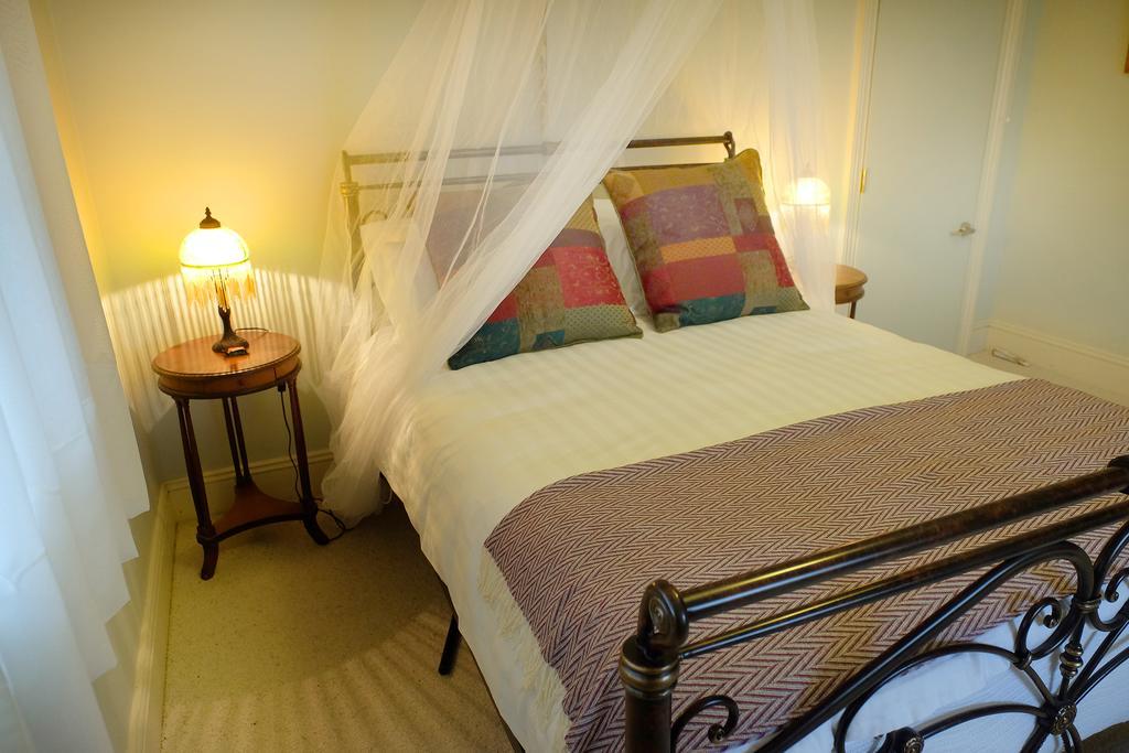 Bed and Breakfast Stoke House Carcoar Экстерьер фото
